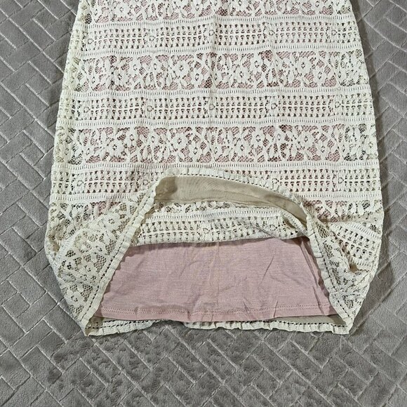 Kimchi Blue Size Small Short Mini Dress Cream White Lace Body Con Heart Buttons - Picture 6 of 9
